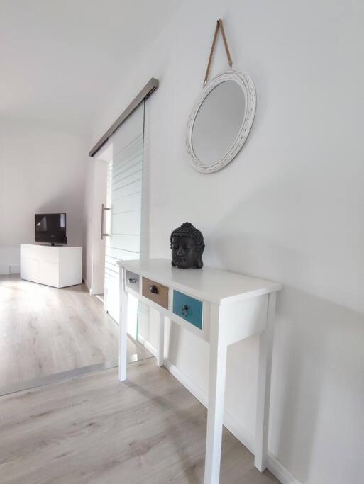 'bright 1' Innenstadtlage, Ruhige, Schoene, Helle 3zkb Wlan Apartment Herford