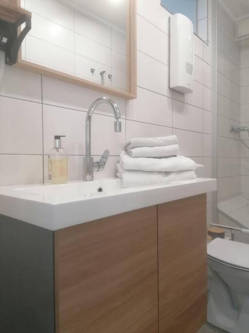 Apartment 'bright 1' Innenstadtlage, Ruhige, Schoene, Helle 3zkb Wlan