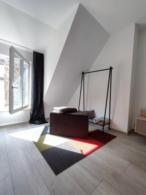 'bright 1' Innenstadtlage, Ruhige, Schoene, Helle 3zkb Wlan Apartment *